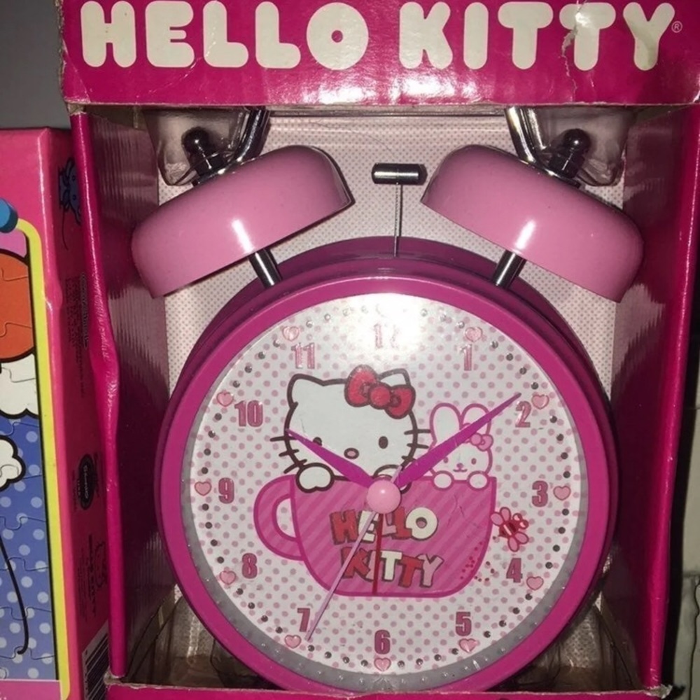 HELLO KITTY VINTAGE ALARM CLOCK